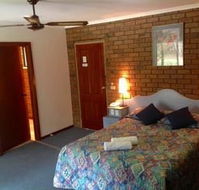 Tooleybuc Motel - Airlie Beach Holiday
