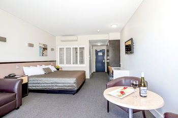 Macquarie Inn - Airlie Beach Holiday 11