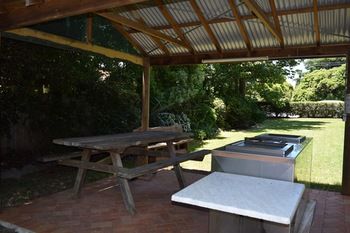 Katoomba Townhouses - Airlie Beach Holiday 8