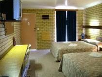 The Stagecoach Inn Motel - Airlie Beach Holiday 3
