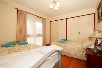  Airlie Beach Holiday