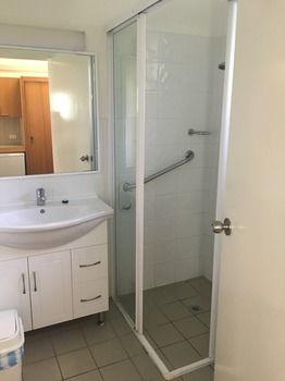 Waterview Gosford Motor Inn - Airlie Beach Holiday 2