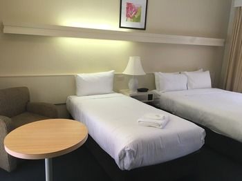 Waterview Gosford Motor Inn - Airlie Beach Holiday 5