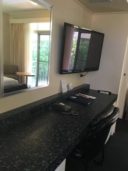 Waterview Gosford Motor Inn - Airlie Beach Holiday 26
