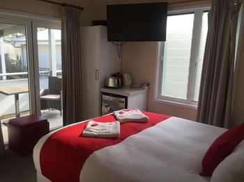 Huskisson Beach Bed And Breakfast - Airlie Beach Holiday 36