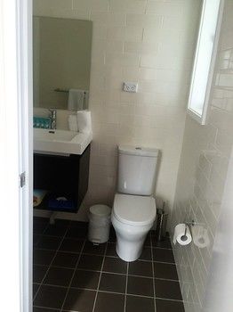 Huskisson Beach Bed And Breakfast - Airlie Beach Holiday 78