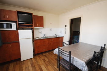 Motabelle Holiday Units - Airlie Beach Holiday 5
