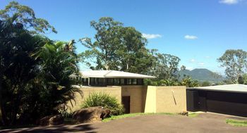Phoenix Eumundi Bed & Breakfast - Airlie Beach Holiday 7