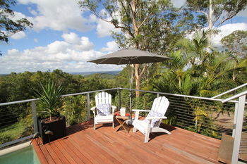 Phoenix Eumundi Bed & Breakfast - Airlie Beach Holiday 19