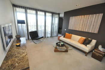 Camperdown 608 St Furnished Apartment - Airlie Beach Holiday 10