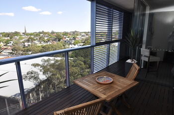 Camperdown 908 St Furnished Apartment - Airlie Beach Holiday 3