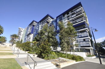 Camperdown 908 St Furnished Apartment - Airlie Beach Holiday 15