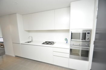 Camperdown 908 St Furnished Apartment - Airlie Beach Holiday 19