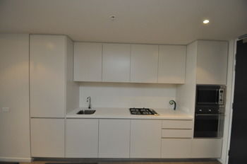 Camperdown 908 St Furnished Apartment - Airlie Beach Holiday 20