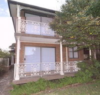 Balmain 2 Mont Furnished Apartment - Airlie Beach Holiday