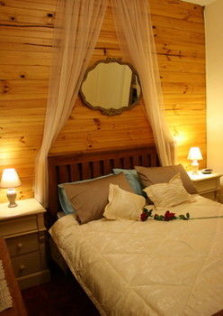 A Settler's Cottage - Airlie Beach Holiday 7