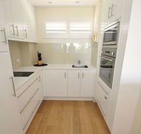 Neutral Bay 63 Ben Furnished Apartment - Airlie Beach Holiday