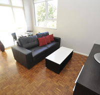 Neutral Bay 9 Bent Furnished Apartment - Airlie Beach Holiday
