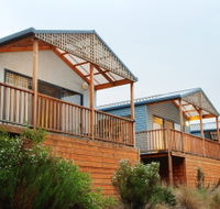 Discovery Holiday Parks Hobart Cosy Cabins - Airlie Beach Holiday