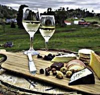 28 gates Farmstay and Fishery - Airlie Beach Holiday