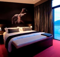 Mona Pavilions Moorilla - Airlie Beach Holiday