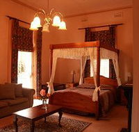 Gattonside Heritage Accommodation - Airlie Beach Holiday