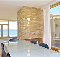 Riverfront Motel  Villas - Airlie Beach Holiday
