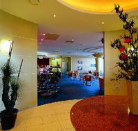Shoreline Hotel - Airlie Beach Holiday