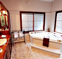 Cable Station Restaurant and Accommodation - Airlie Beach Holiday
