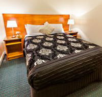 Stanley Hotel Accommodation - Airlie Beach Holiday