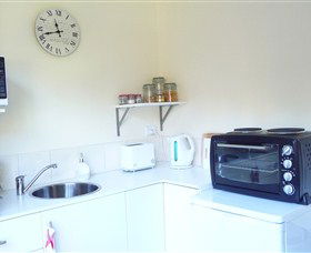 River Walk Bed And Breakfast - Airlie Beach Holiday 1