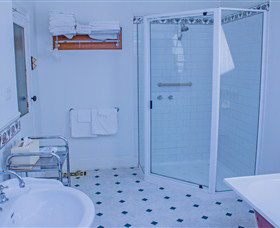 Duck House - The, - Airlie Beach Holiday 3