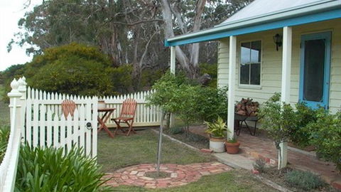 Freshwater Creek Cottages - Airlie Beach Holiday 2