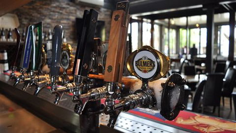 Brougham Arms Hotel - Airlie Beach Holiday 0