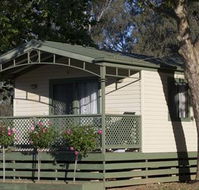 Painters Island Caravan Park - Airlie Beach Holiday