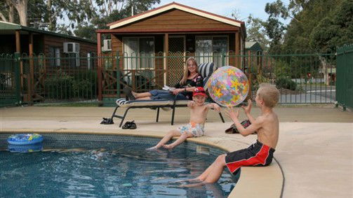 Lake Fyans VIC Airlie Beach Holiday