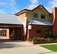 Murray Waters Motor Inn  Apartments - Airlie Beach Holiday