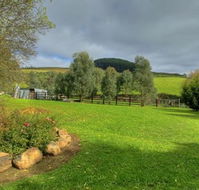 Daylesford Peppermint Springs Spa Retreat - Airlie Beach Holiday