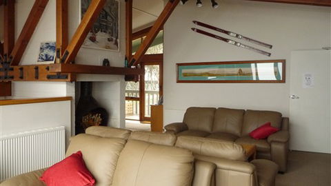 Leeton Lodge - Airlie Beach Holiday 1