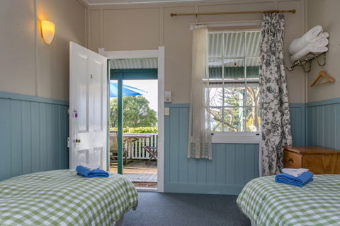 Karbeethong Lodge - Airlie Beach Holiday 1