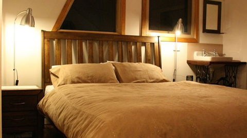 Karoonda Olive Grove Retreat At Mt Buffalo Olives - Airlie Beach Holiday 4