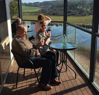 Curdievale Riverfront Lodge - Airlie Beach Holiday