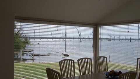 Mulwala Lakeside - Airlie Beach Holiday 1