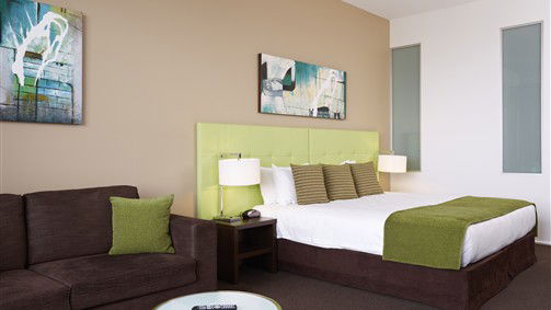 Cairnlea VIC Airlie Beach Holiday