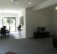 A Beach 'N Reef Motel - Airlie Beach Holiday