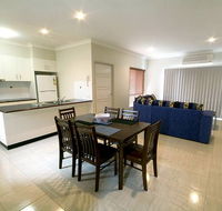 Annand Mews Serviced Apartments - Airlie Beach Holiday