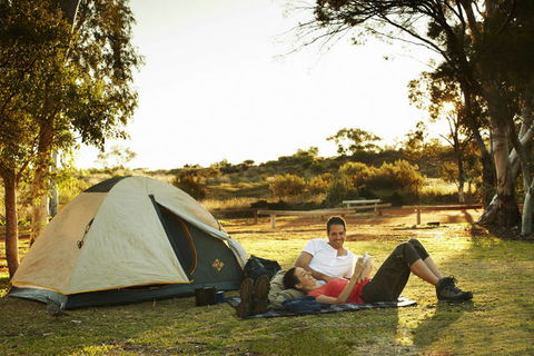Ayers Rock Campground - Airlie Beach Holiday 0
