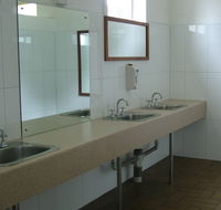 Beachport Caravan Park - Airlie Beach Holiday