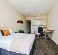 Belconnen Way Motel  Serviced Apartments - Airlie Beach Holiday