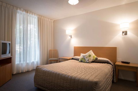 Capri Waters Country Club - Airlie Beach Holiday 2